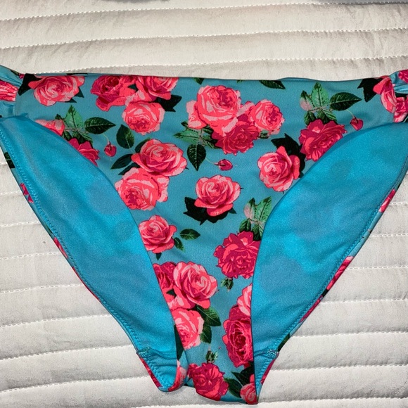 H&M floral bikini never worn - Picture 2 of 5
